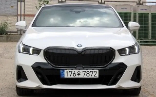 인천사회초년생차 5시리즈 (G60) 520i 매물 사진 19 - 2024/02 39,934km