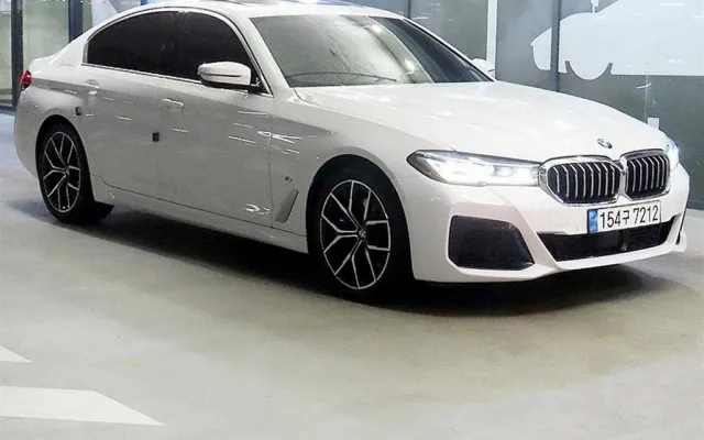 인천사회초년생차 5시리즈 (G30) 530i xDrive M 스포츠 매물 사진 15 - 2022/10 110,173km